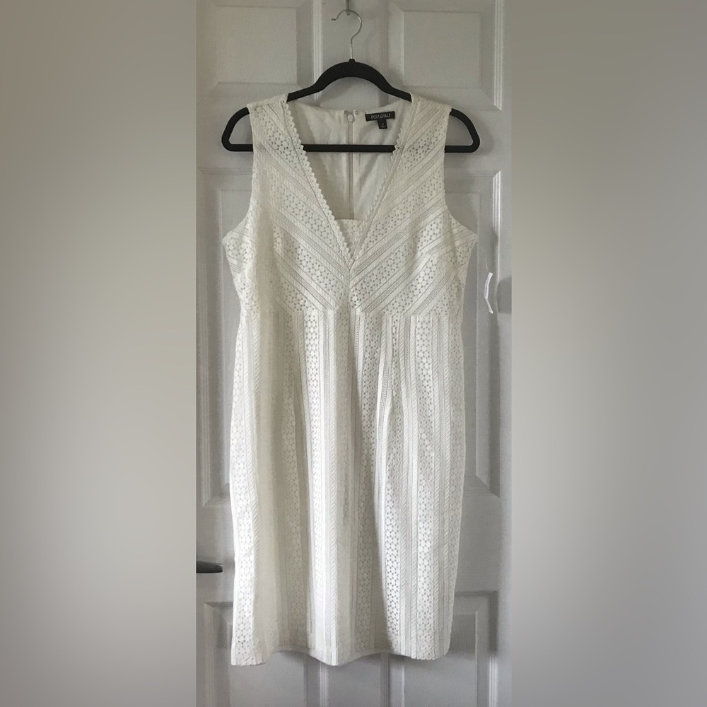 Roz & Ali Lace Dress